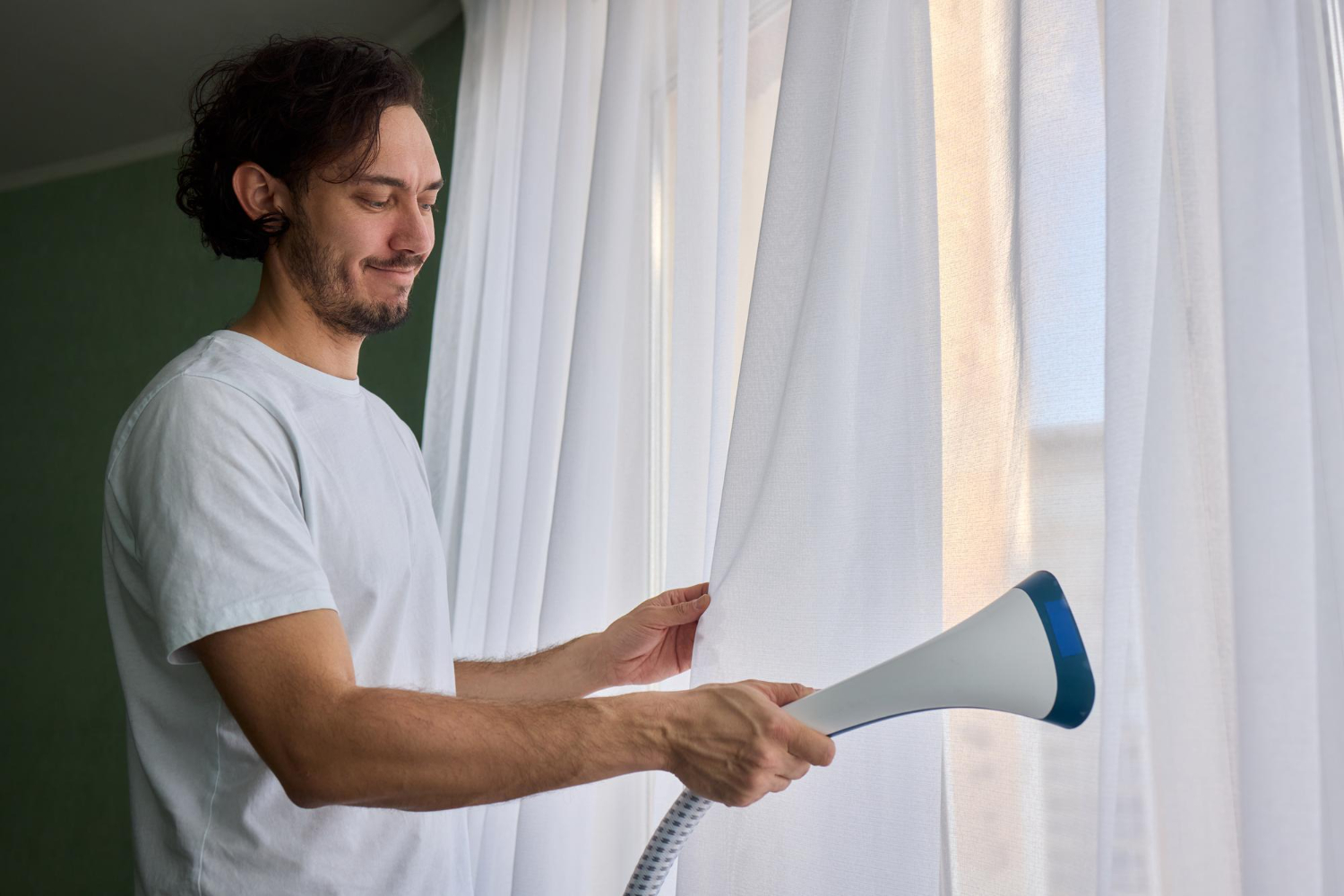 Jak prasować welurowe zasłony?